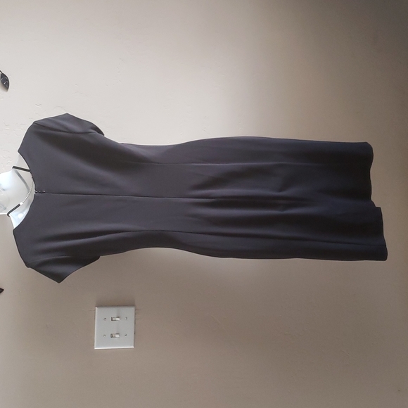 Shape FX Sheath Dress - Picture 2 of 6